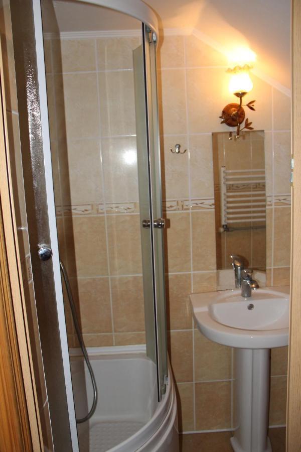Kray Dorogy Villa Yaremche Room photo